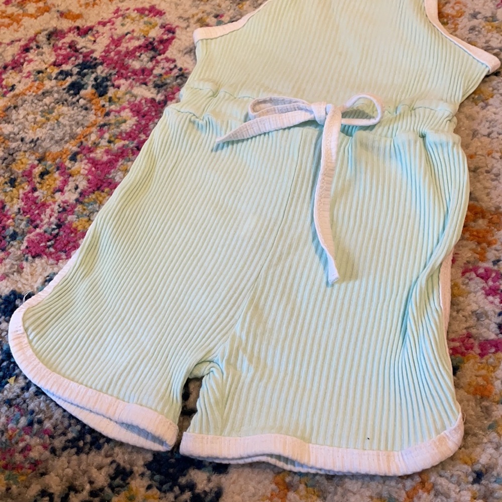 Mint romper 😍 - Picture 2 of 5